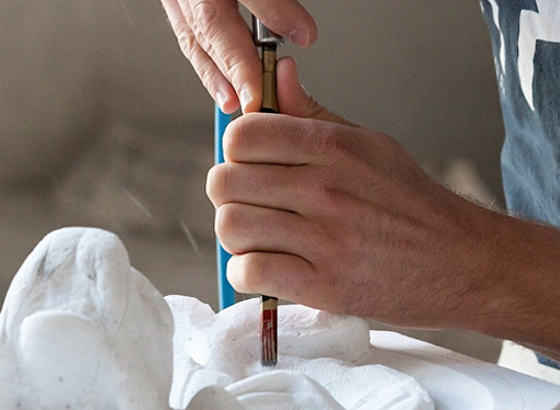 পেশাদার ভাস্কর